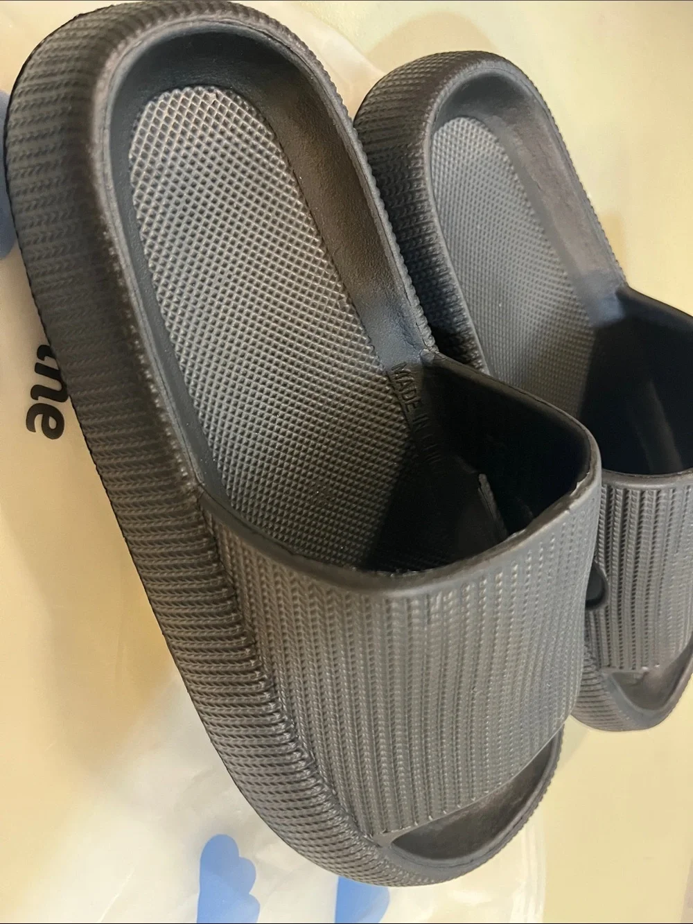 Kids' Black Slide Sandals - Cushioned Easy Slip-On
